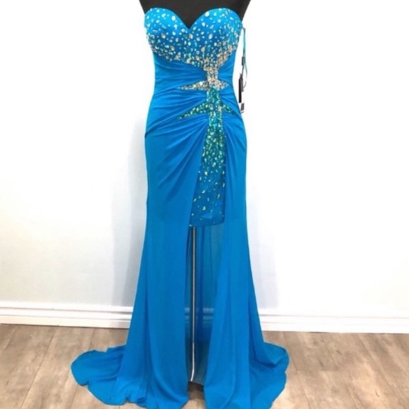 BNWT La Femme beaded gown - Picture 2 of 8